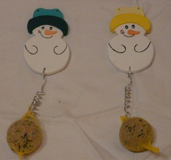 Schneem&auml;nner mit Meisenkn&ouml;del